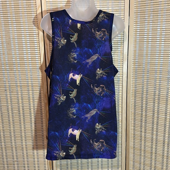 Zumiez Dark Night Sky Raining Cats With Laser Eyes Light Fleece Sleep Top Medium - Picture 10 of 16